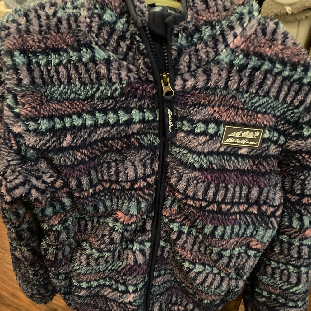 Size m girls fleece jacket